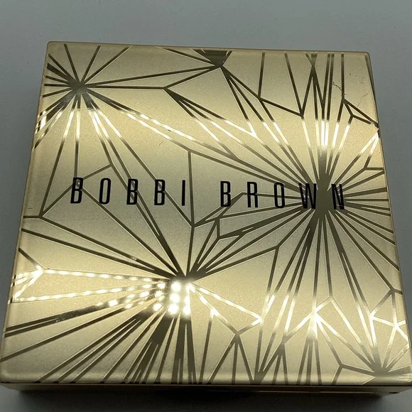 Bobbi Brown Luxe Illuminating Powder in Golden Hour - Didn’t Come w/ Box - BNWOB - Picture 12 of 16